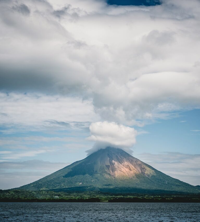Home-Gallery_Ometepe-min